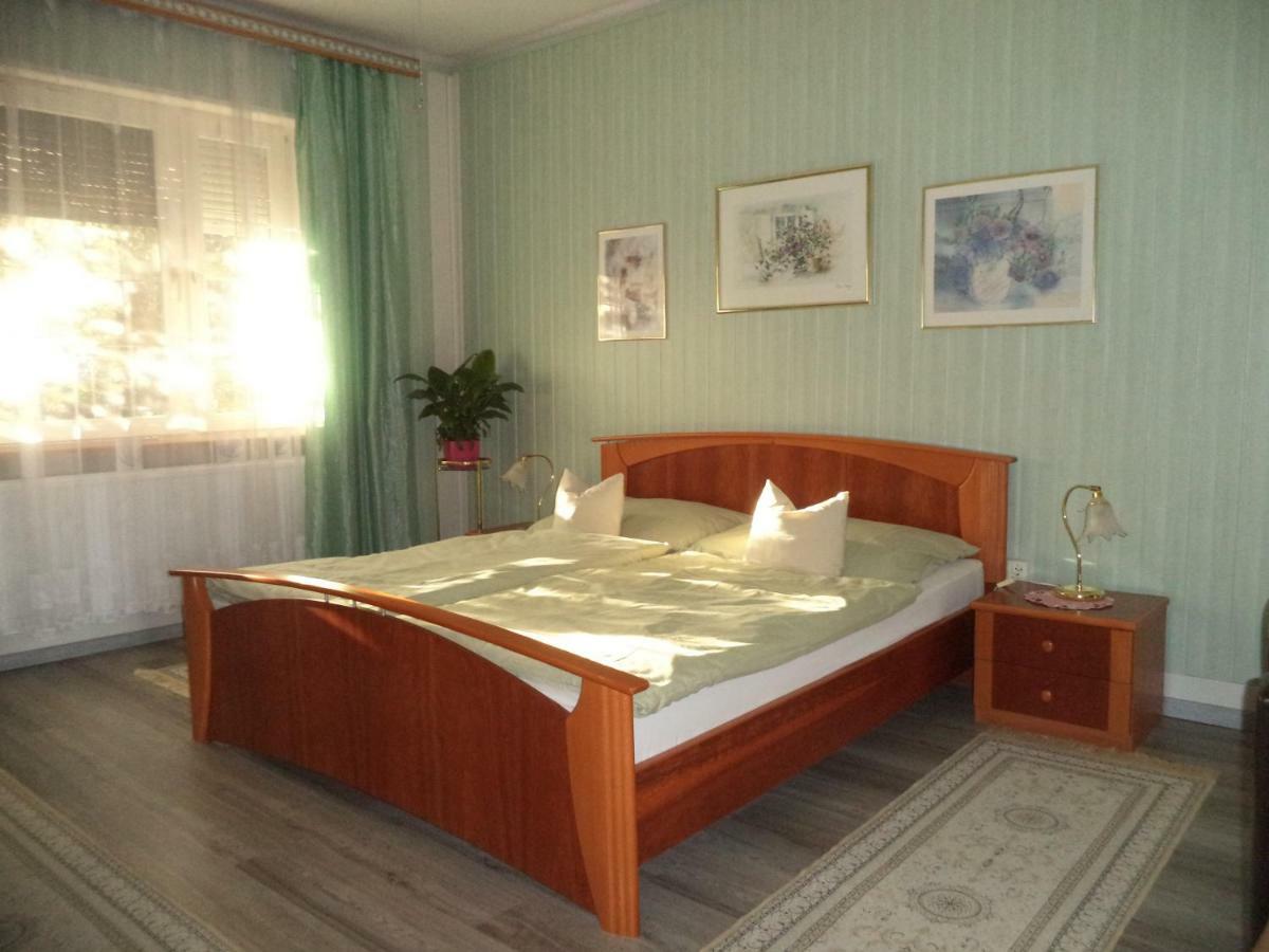 Maria Apartman Heviz Exterior foto